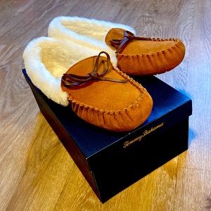 Tommy Bahama Moccasins